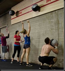 CrossFit-wall-balls
