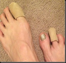 feet w toe protectors