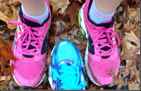 me & aby_shoes_injinji