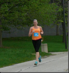 Chicago Spring Half_me running